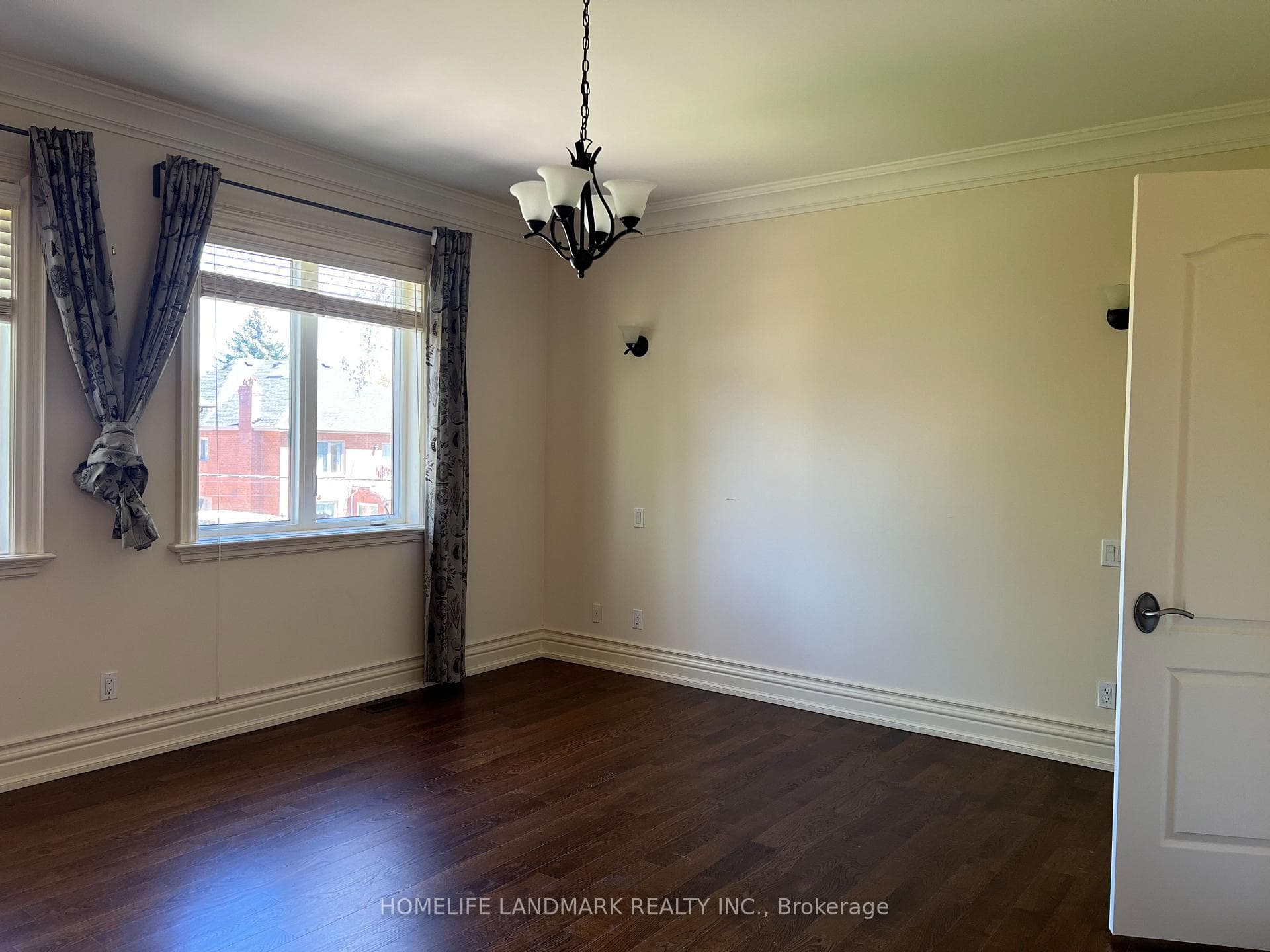 330 Hillcrest Avenue photo 18