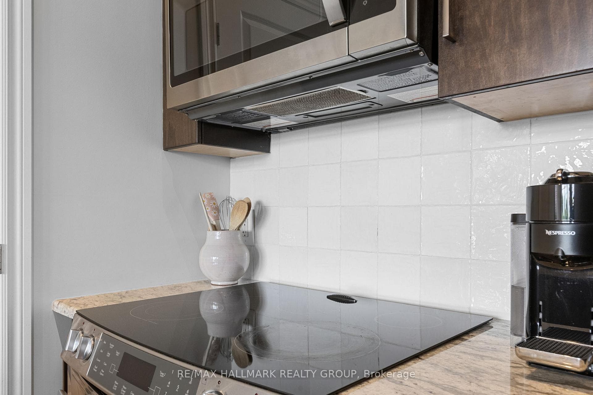 682 Churchill Avenue Unit 311 photo 17
