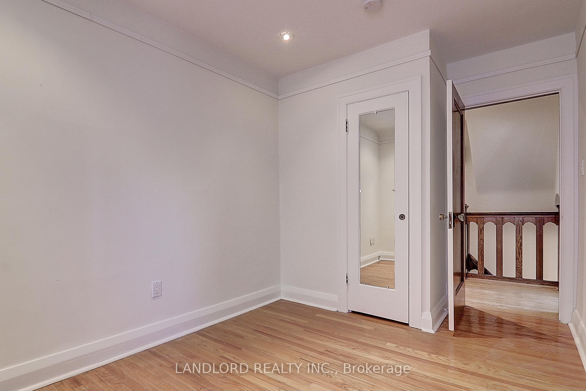 138 Fallingbrook Road photo 20