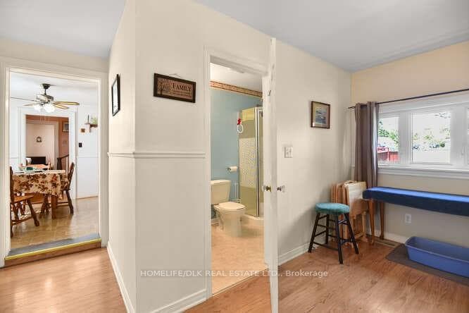 19 KEEFER Street photo 11