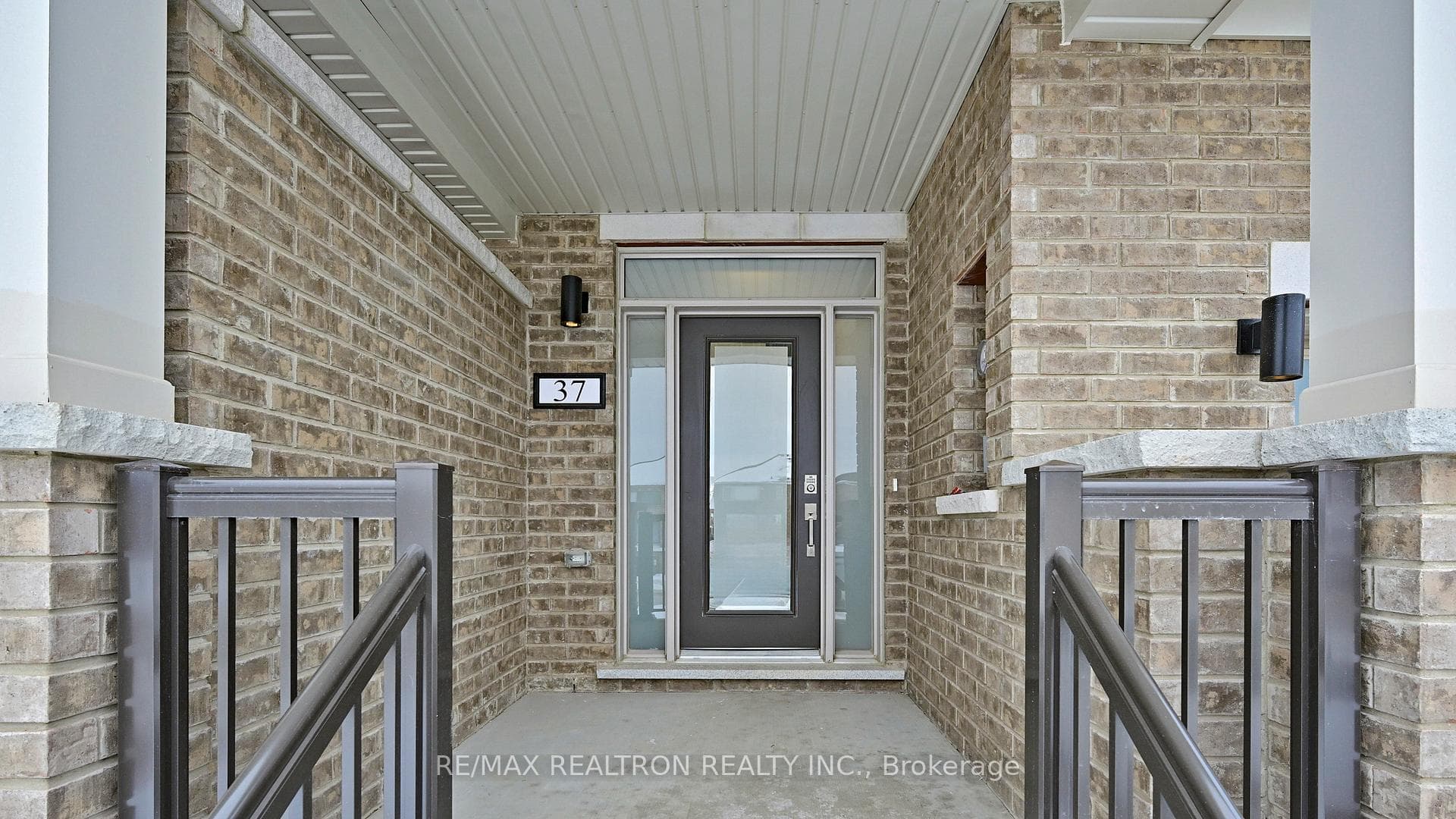 37 Sagewood Avenue photo 5