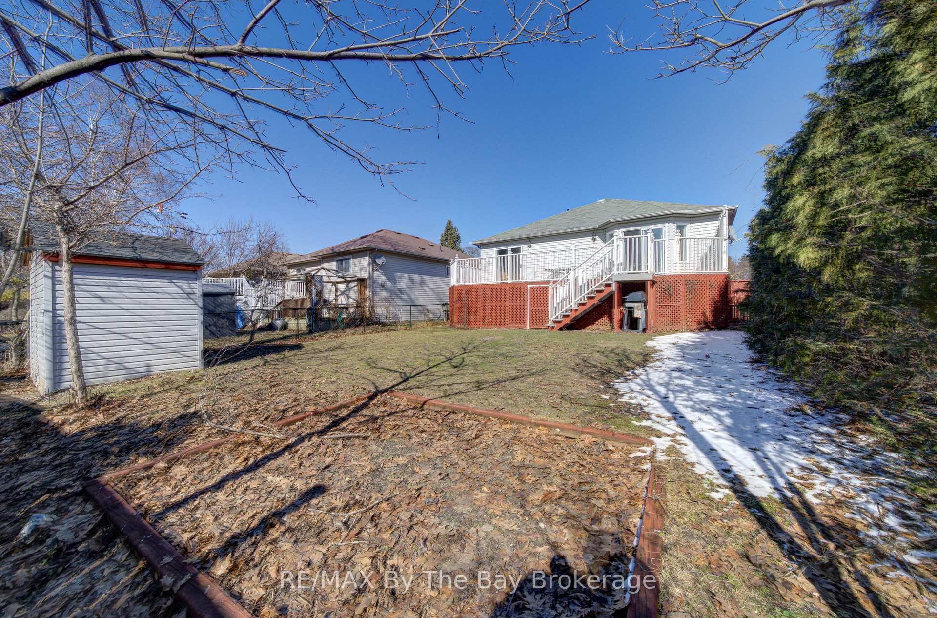 16 Glen Eton Road photo 44