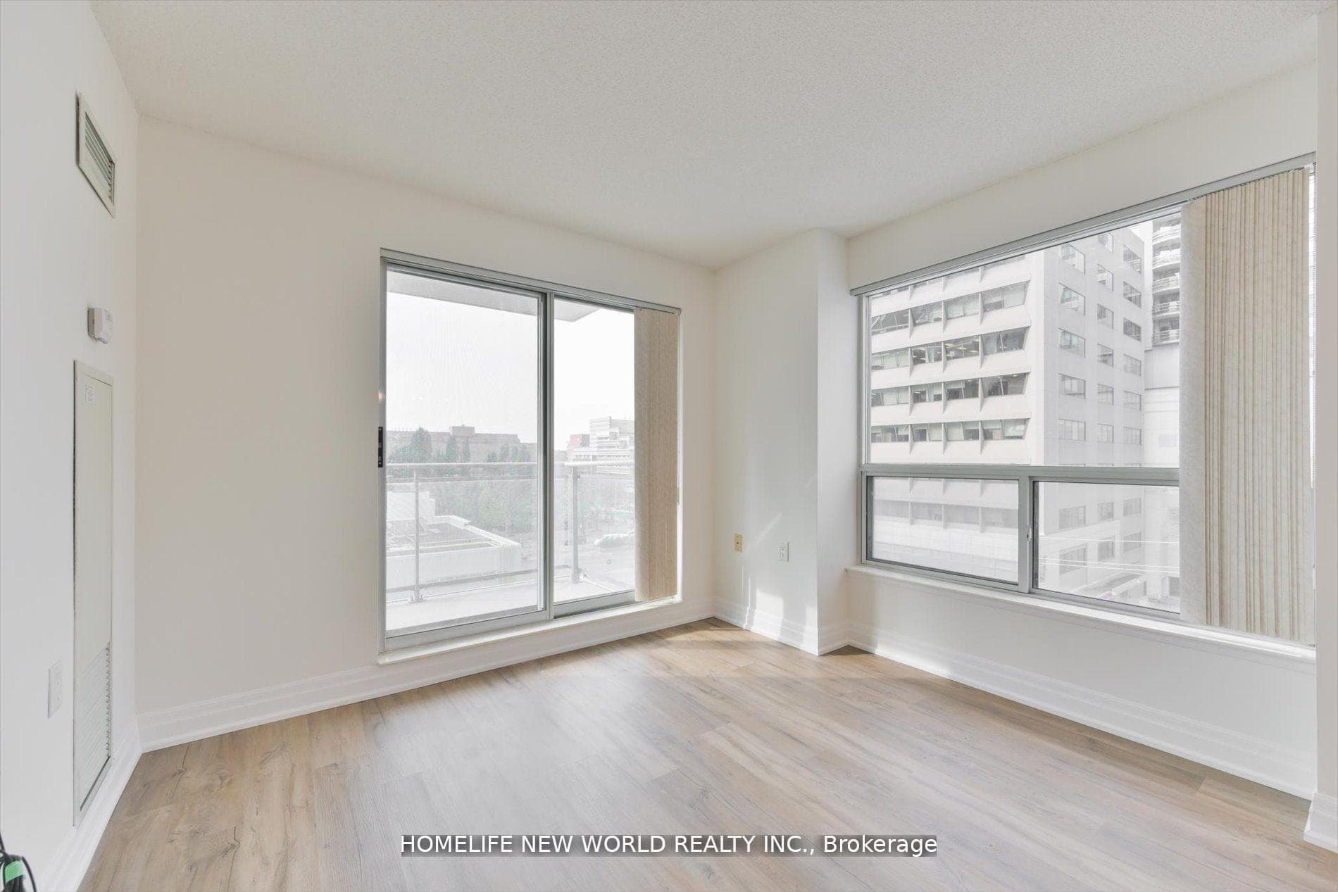 21 Hillcrest Avenue Unit 607 photo 7