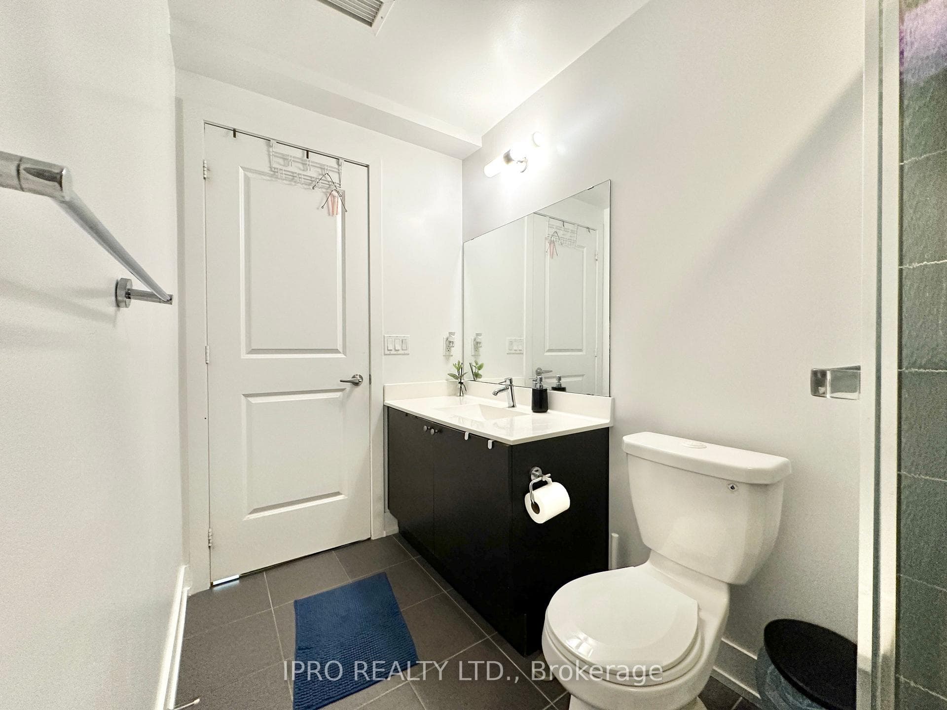 68 MERTON Street Unit 408 photo 10