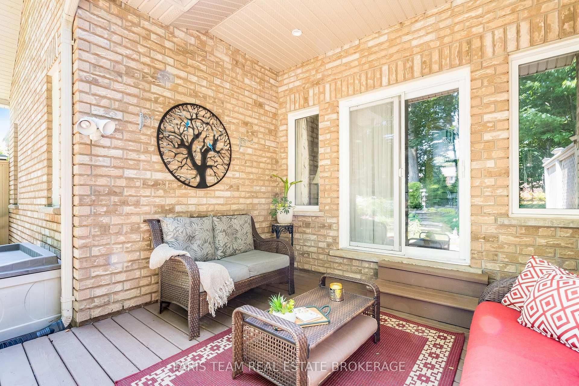 123 Wawinet Street photo 28