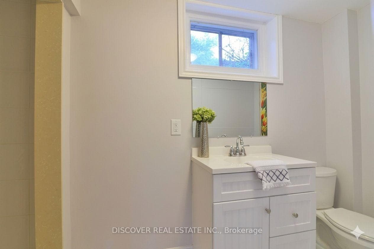 14 Donata Drive photo 25