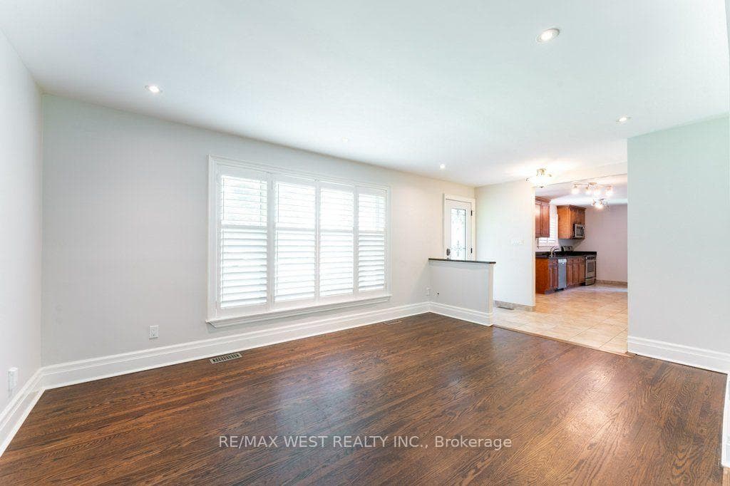 67 May Avenue photo 7