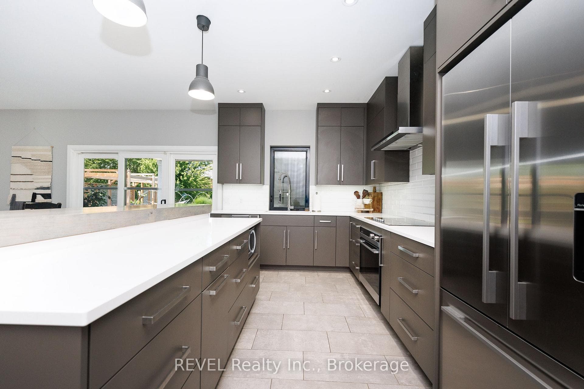 1009 Canboro Road photo 9