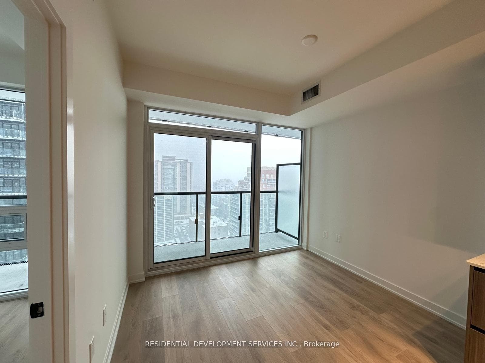 117 Broadway Avenue Unit 1707N photo 3