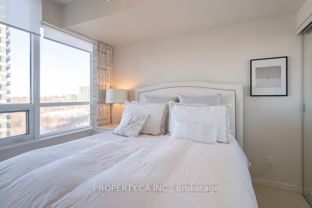 2230 Lake Shore Boulevard Unit 903 photo 13