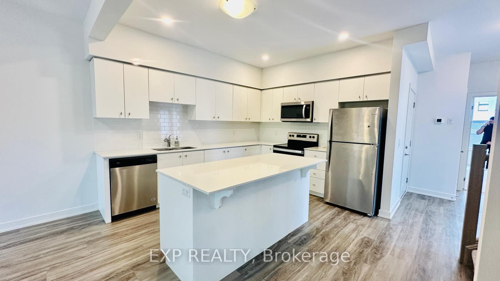 110 FERGUS Avenue Unit 40 photo 9