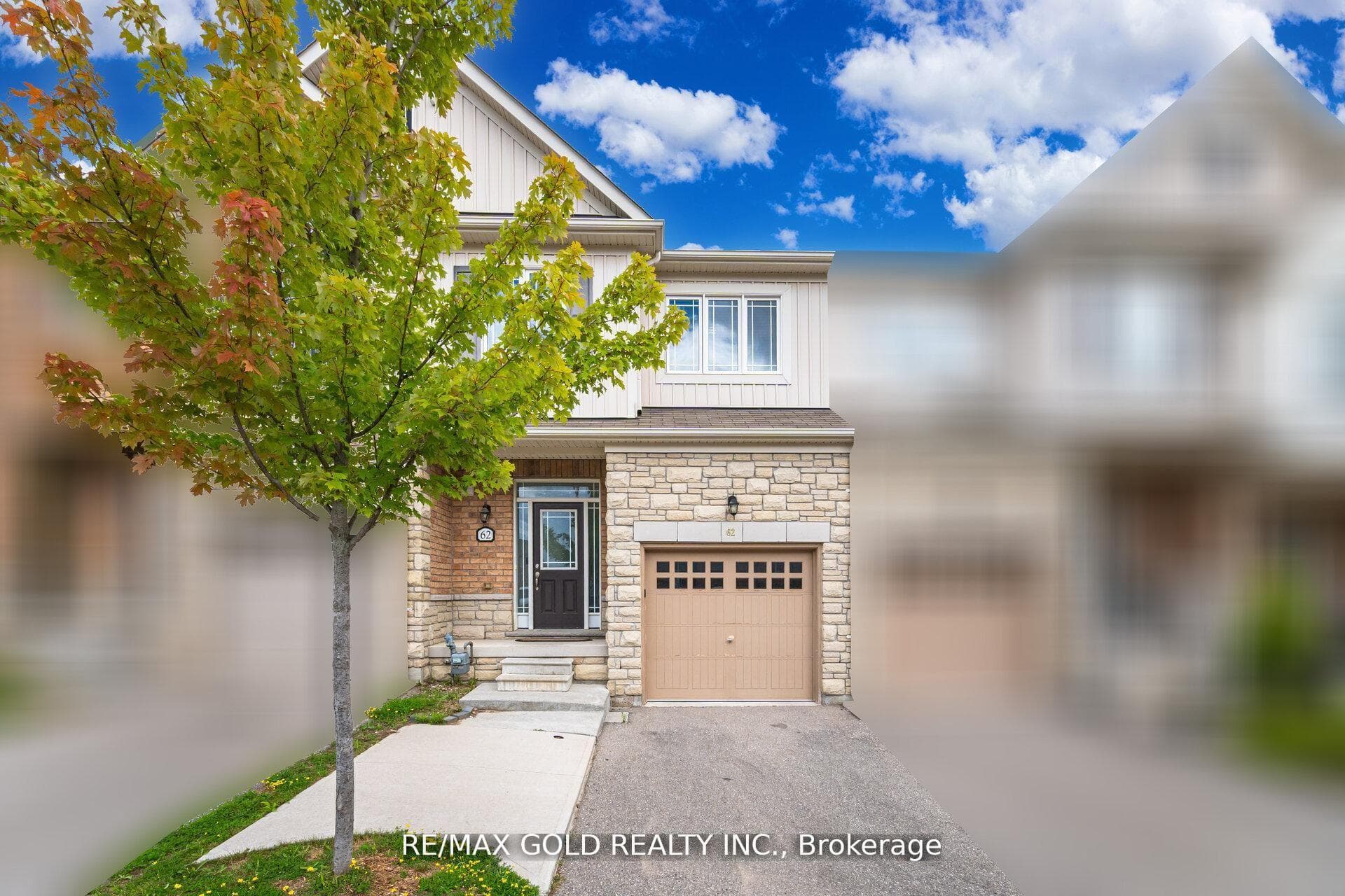 62 Valley Lane photo 2