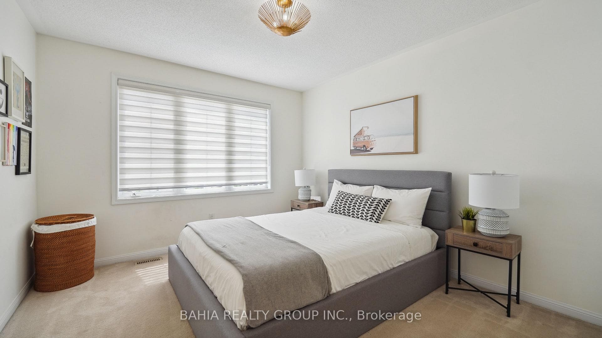 1513 Marshall Crescent photo 19
