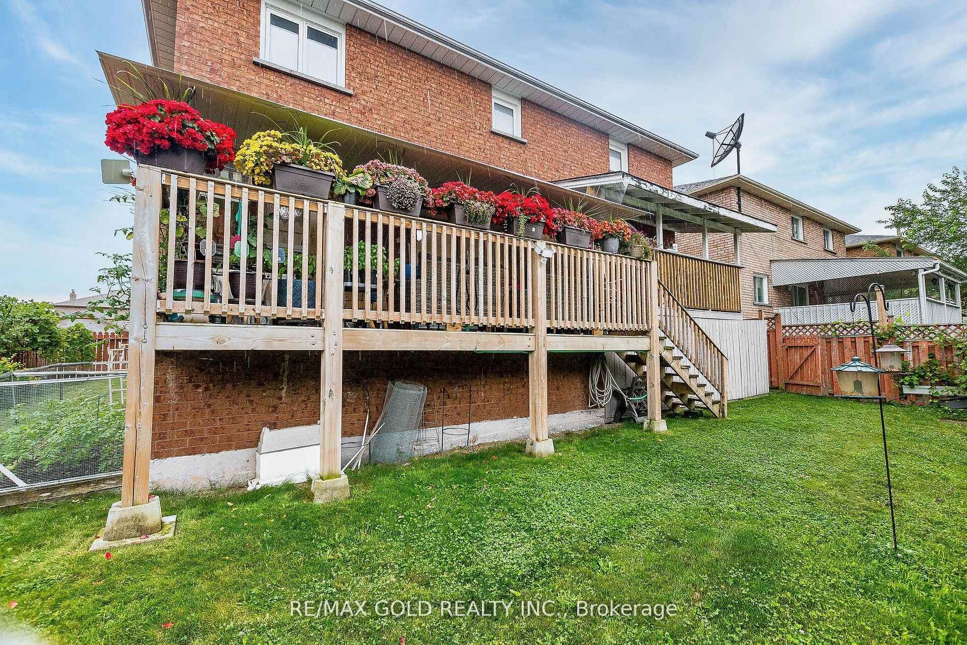 145 Sunforest Drive photo 26