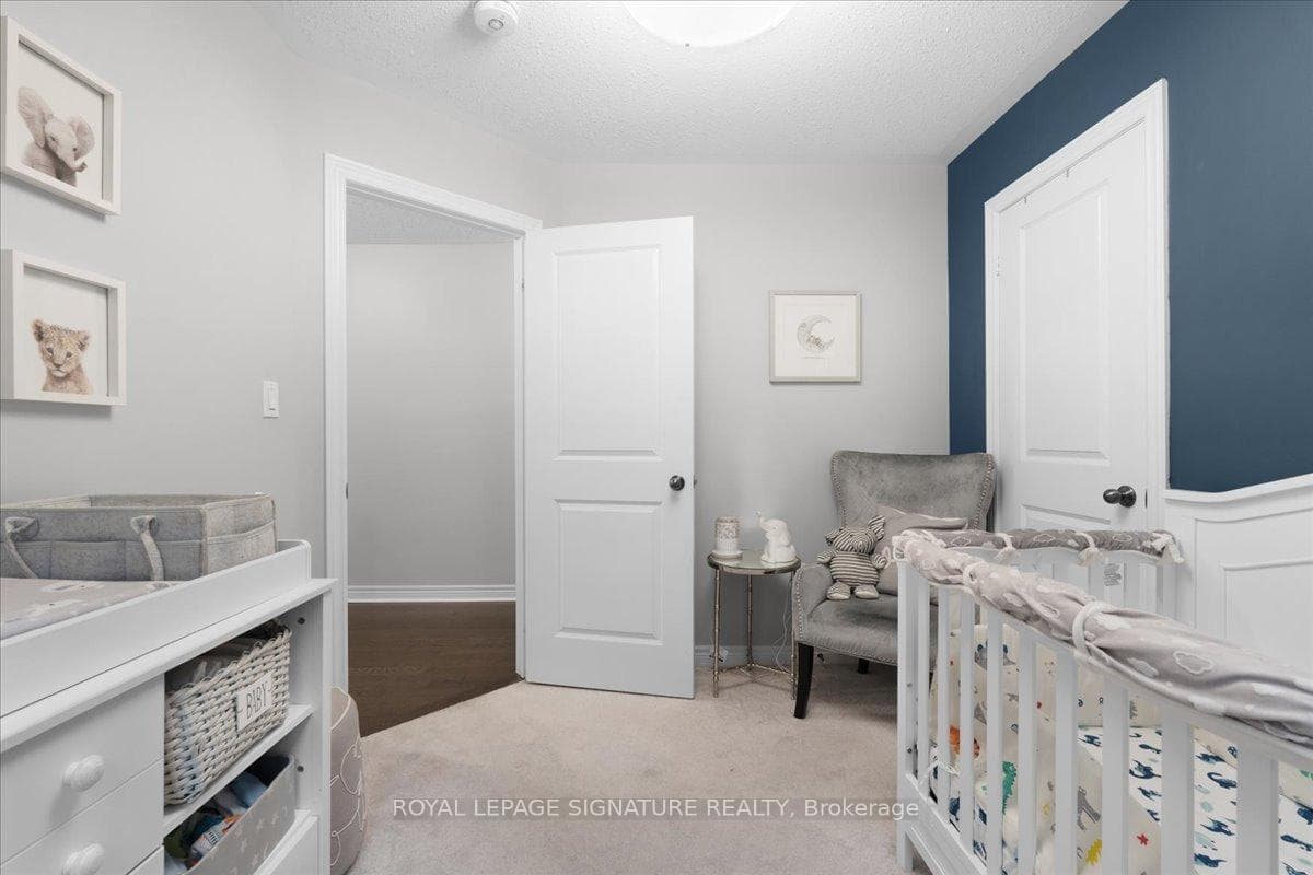 63 Padbury Trail photo 28