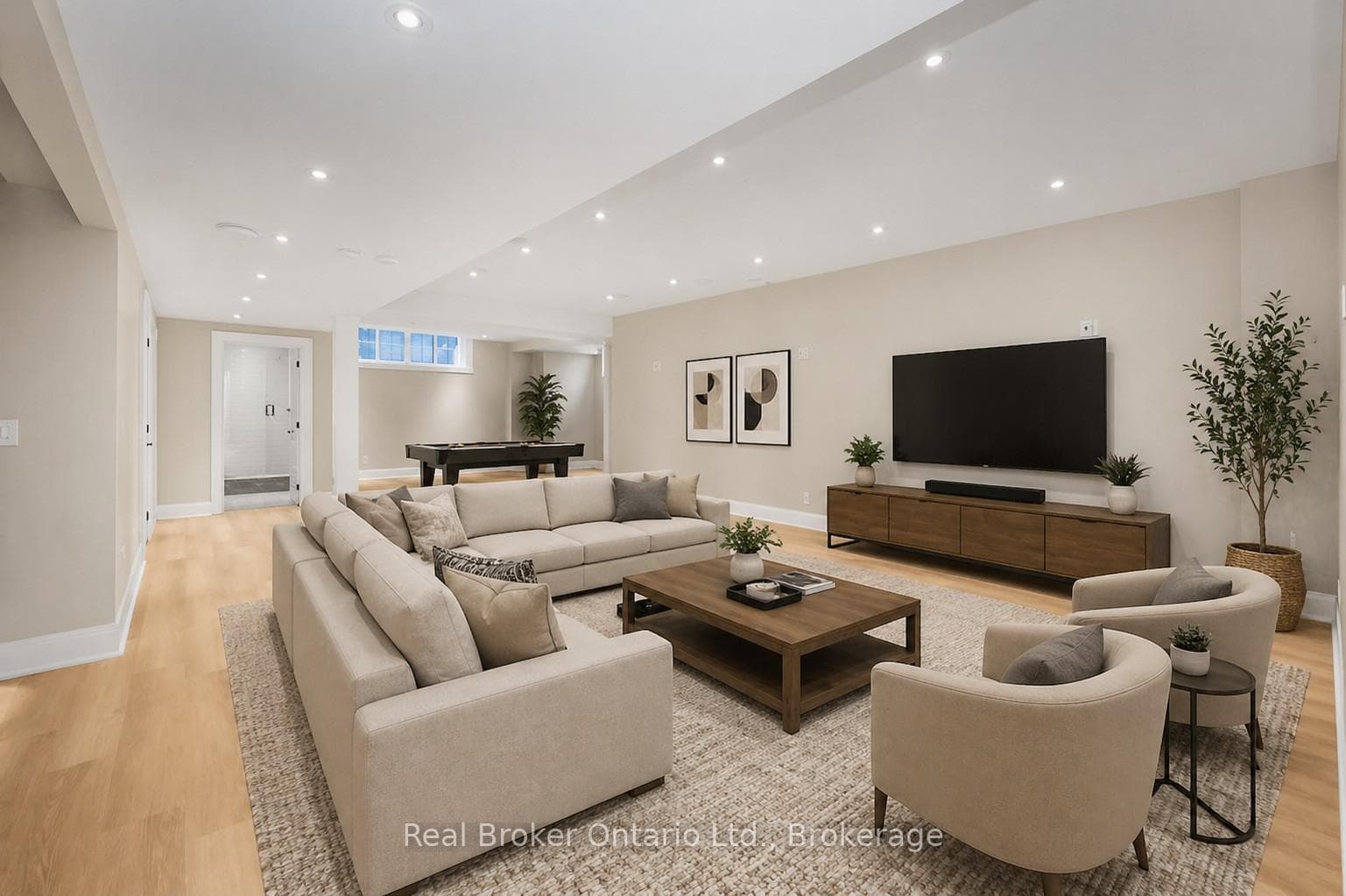 VR staged Rec Room