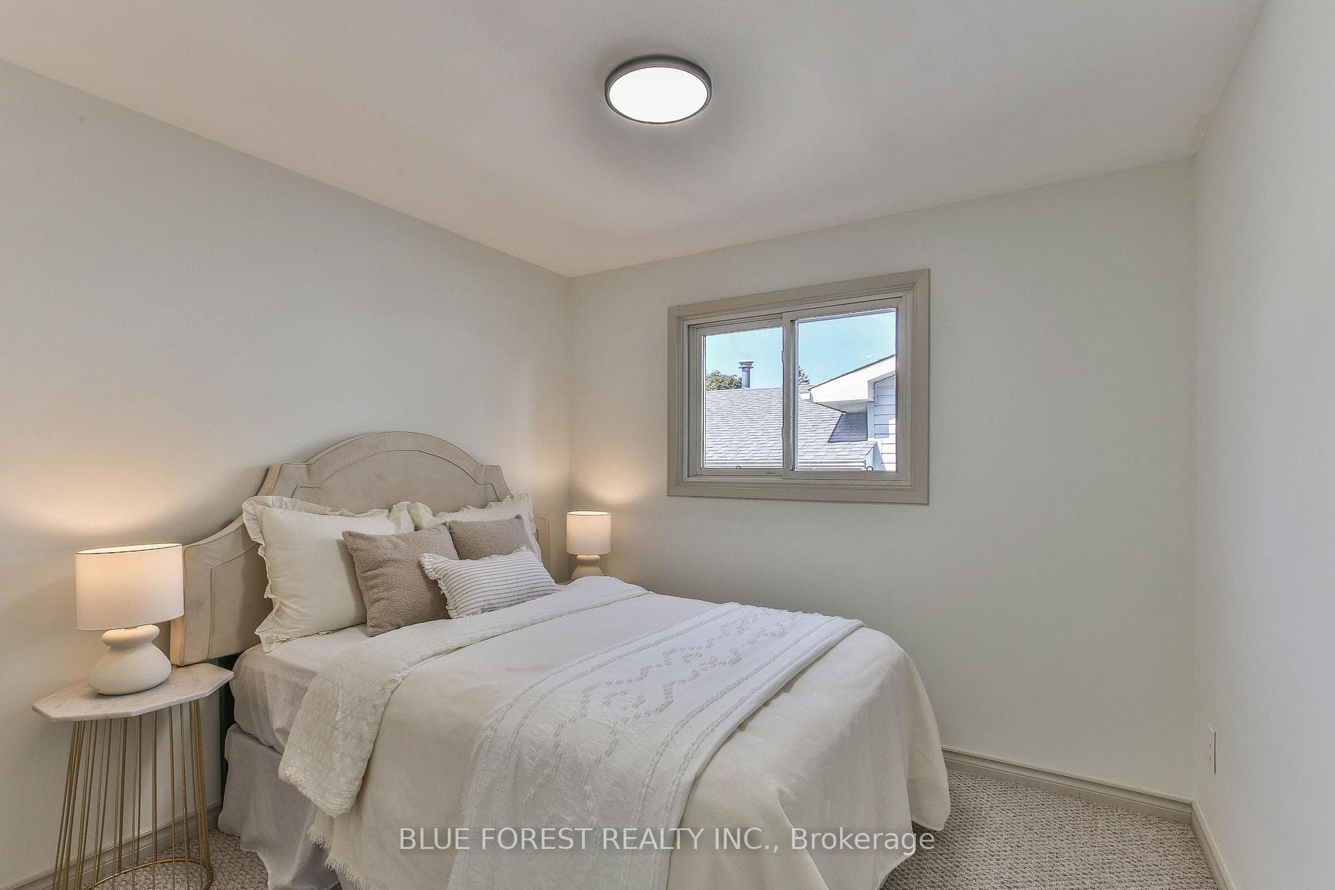 71 Rosamond Crescent photo 19