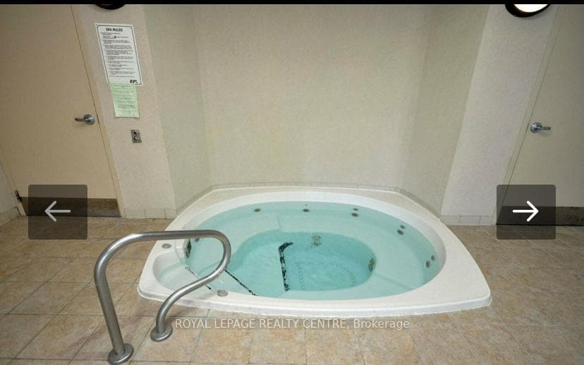 156 Enfield Place Unit 2203 photo 31