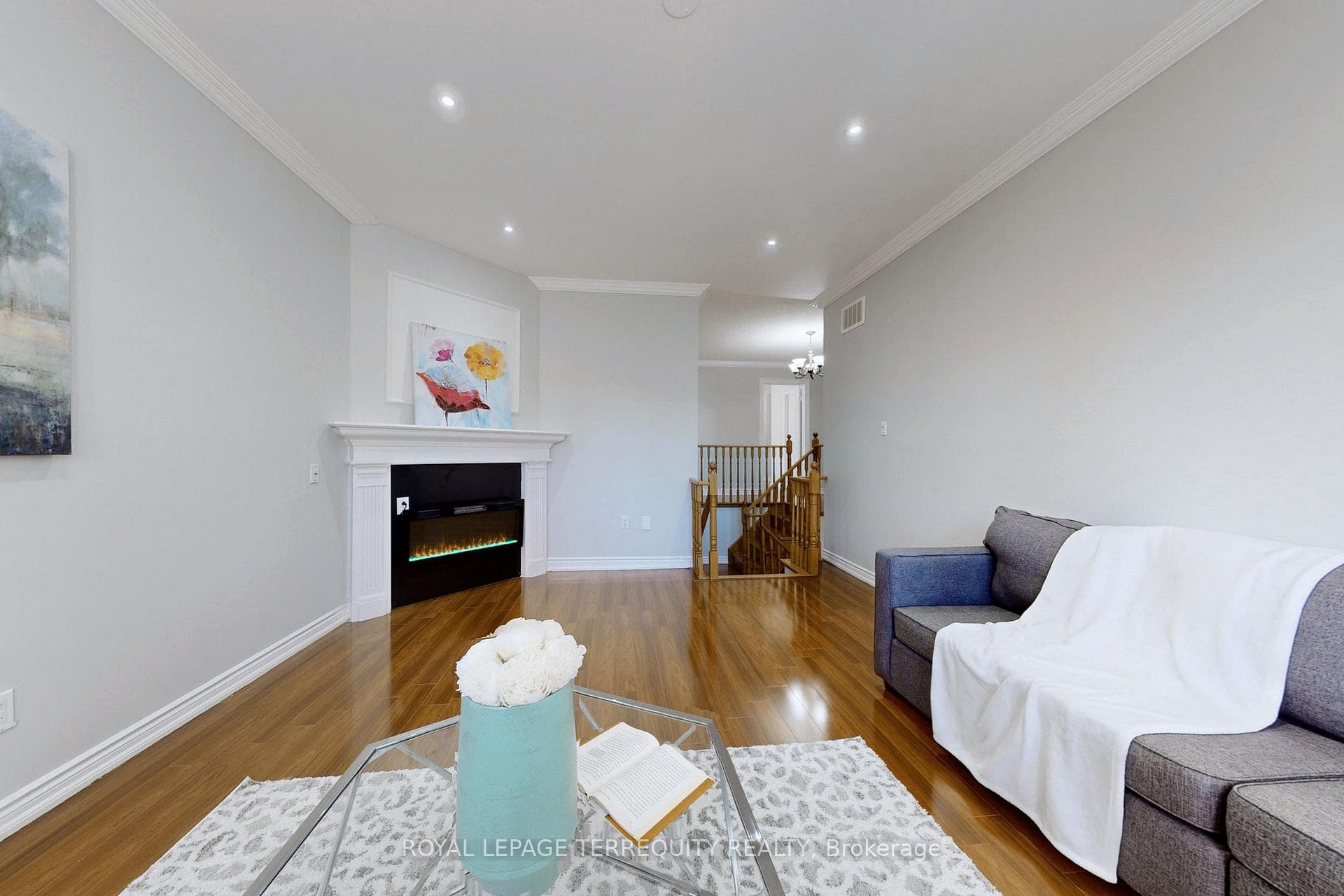 12 William Davidson Street photo 21