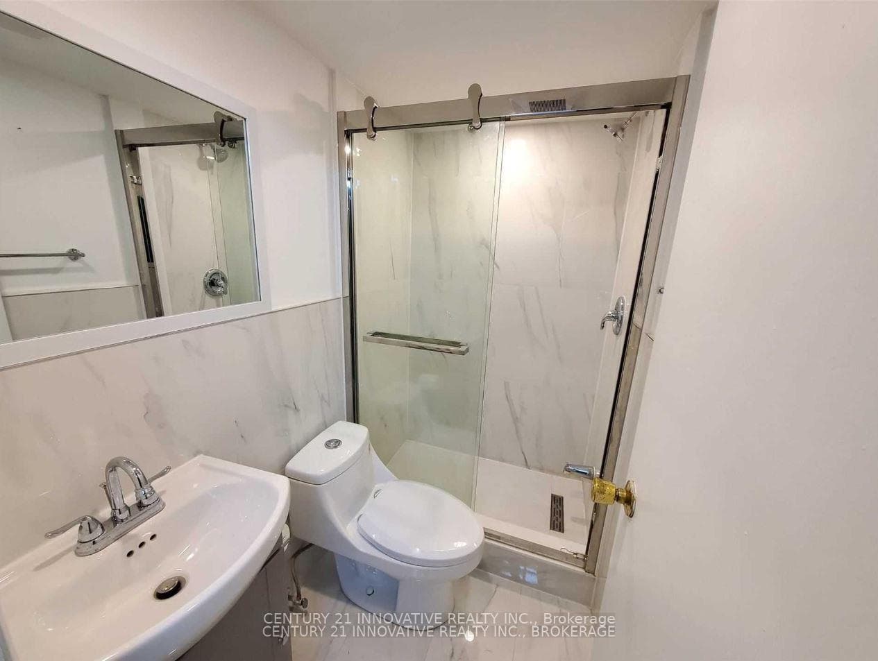 122 Copperwood Square photo 10
