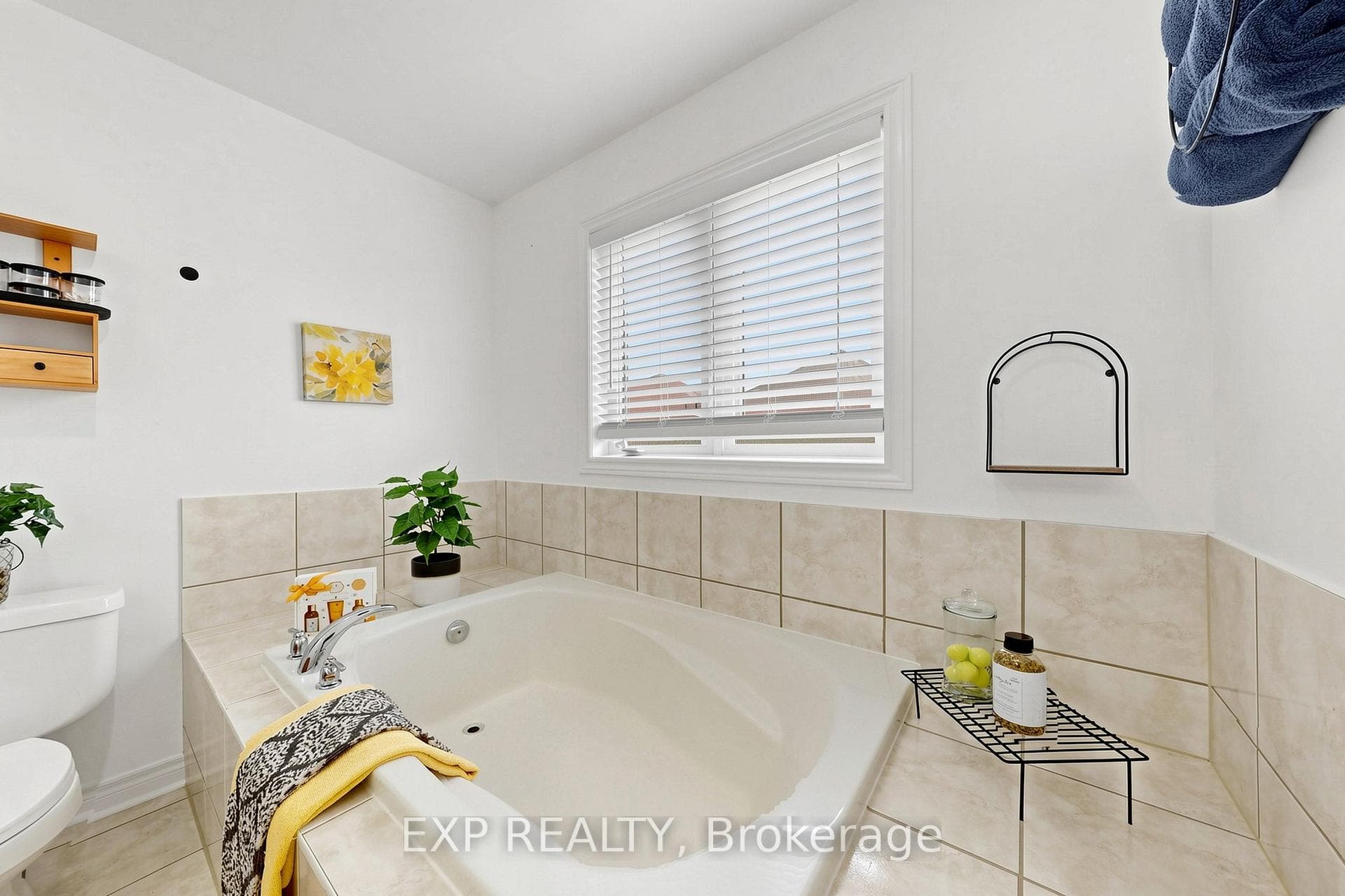 34 Freesia Road photo 30