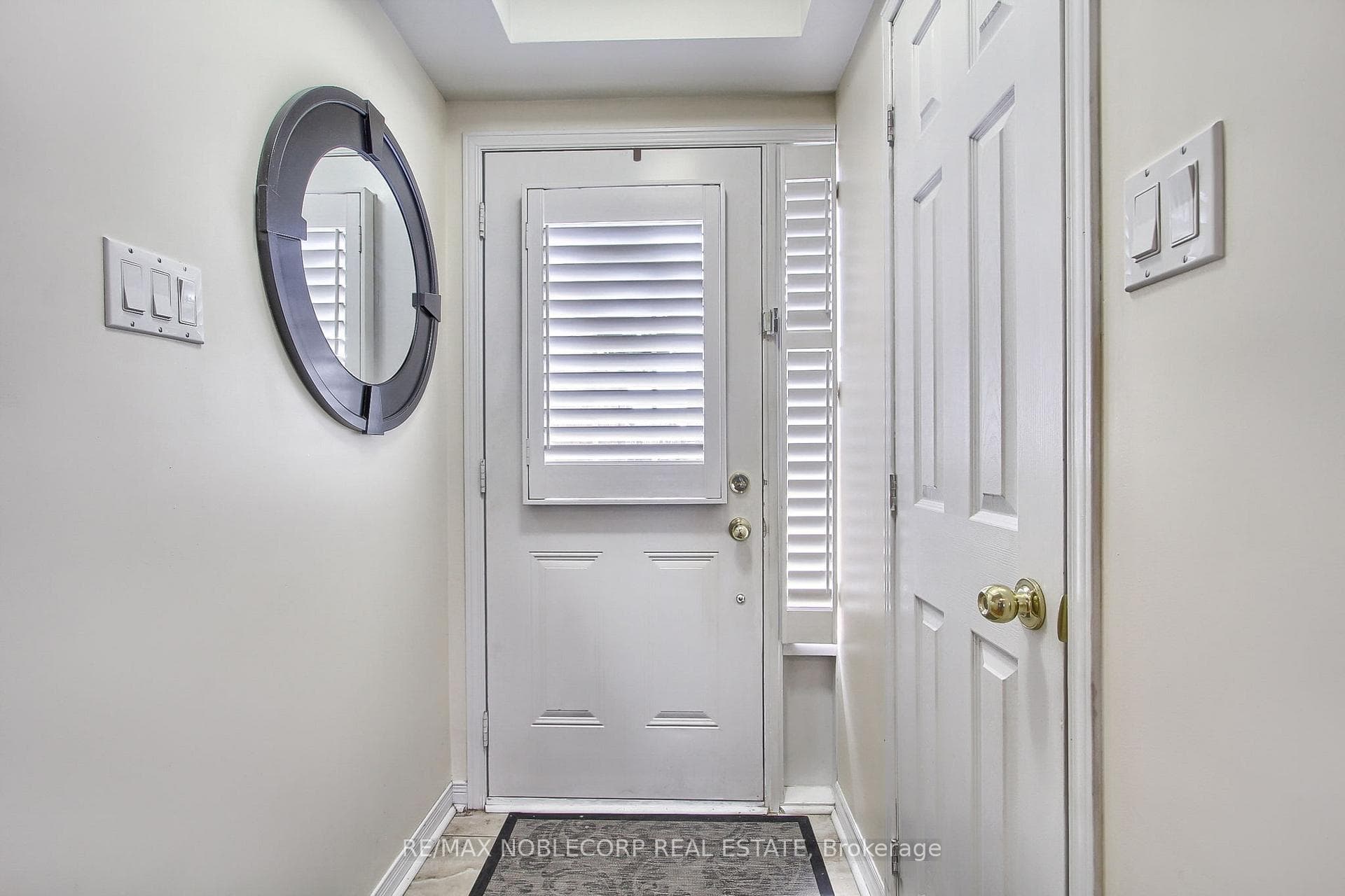 53 Westcliffe Crescent photo 7
