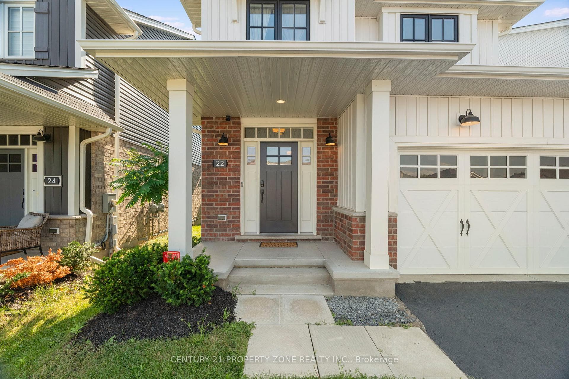 22 Livingston Drive photo 3