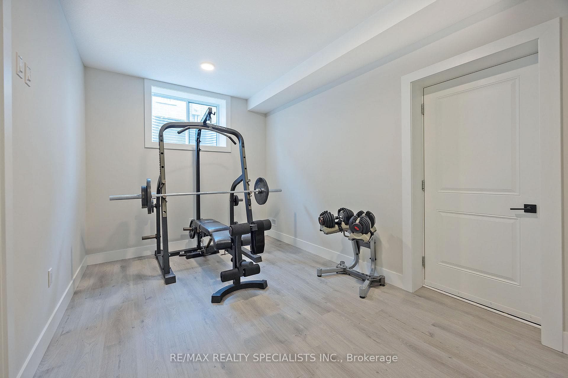 60 Foxborough Place photo 31