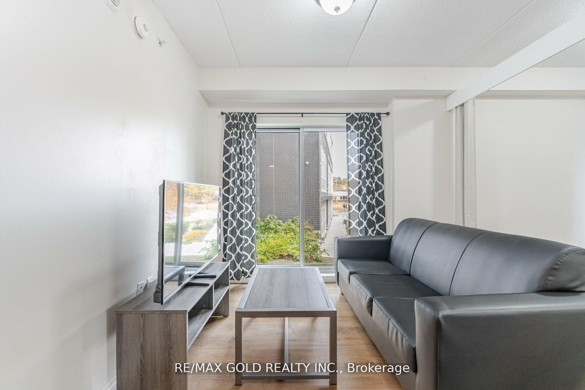 275 Larch Street Unit H101 photo 12