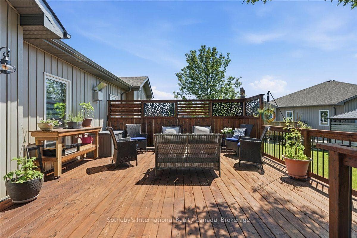 7 Conger Drive photo 40