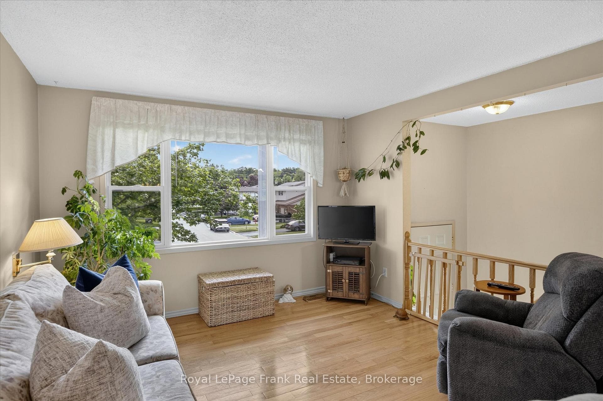 18 Redwood Court photo 5