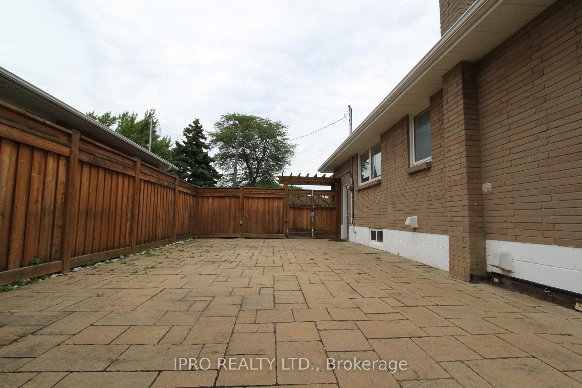 2114 Sunnydale Drive photo 20