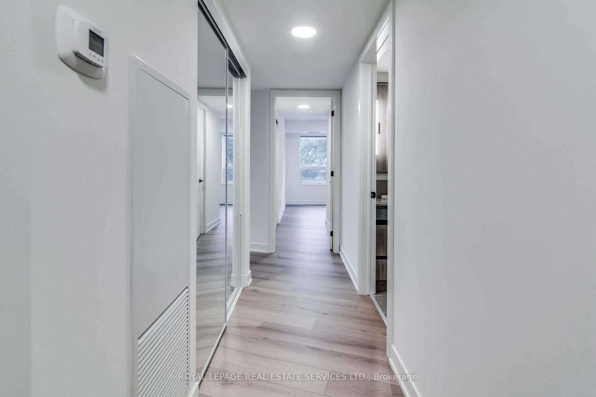 5 Lakeview Avenue Unit 208 photo 26