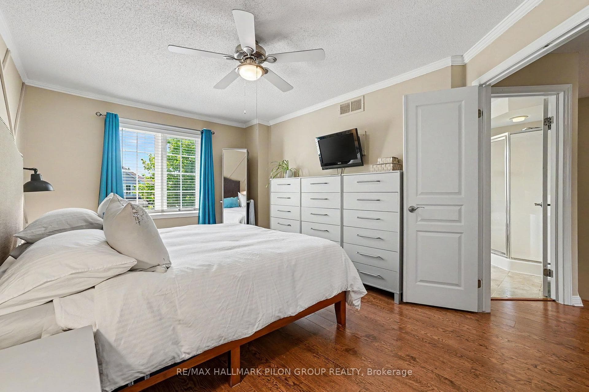 1075 Marchant Drive photo 13