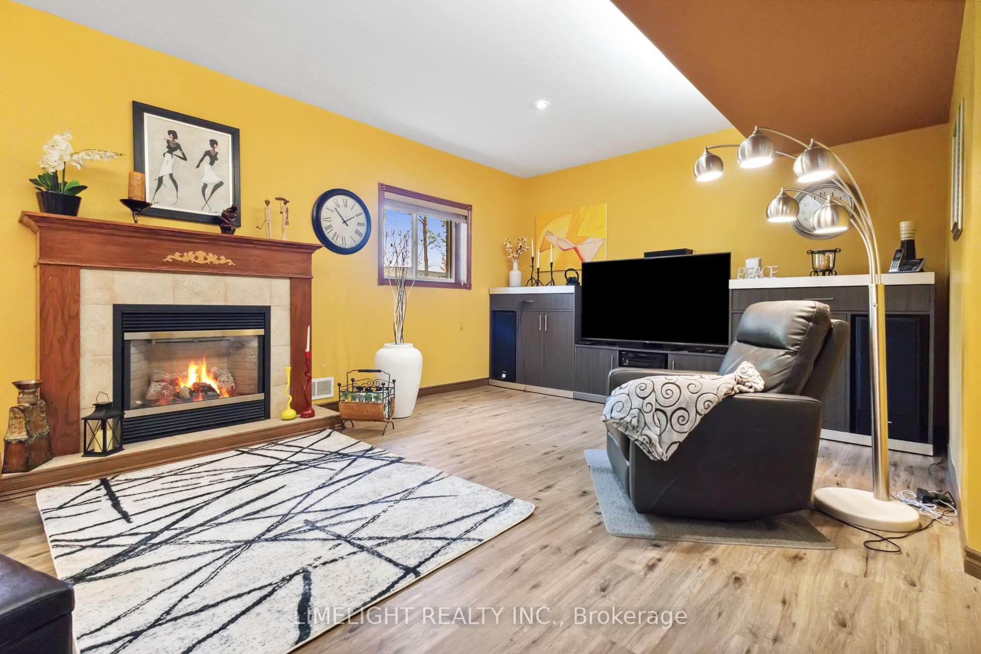 305 White Sands Drive photo 24