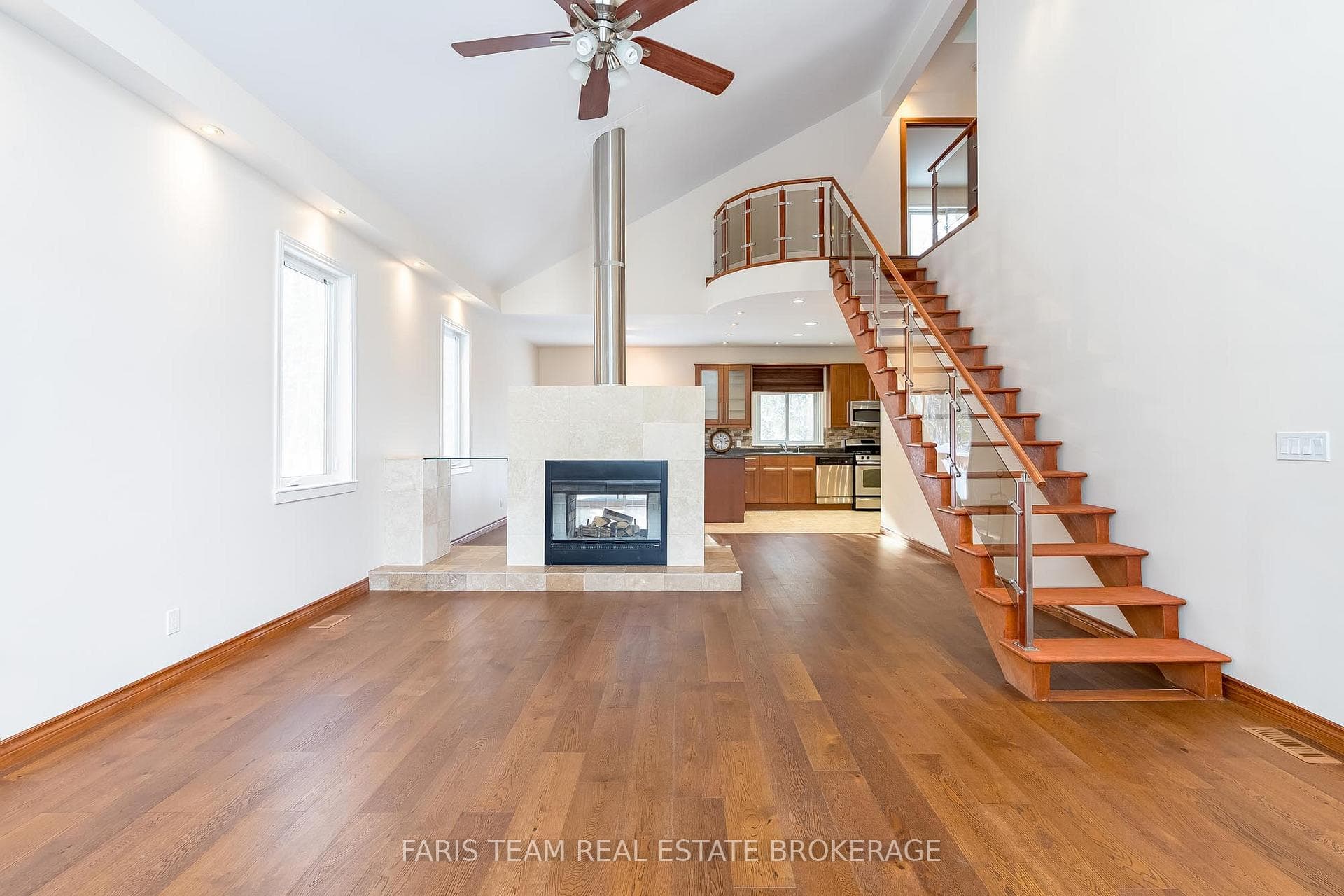2384 Champlain Road photo 13