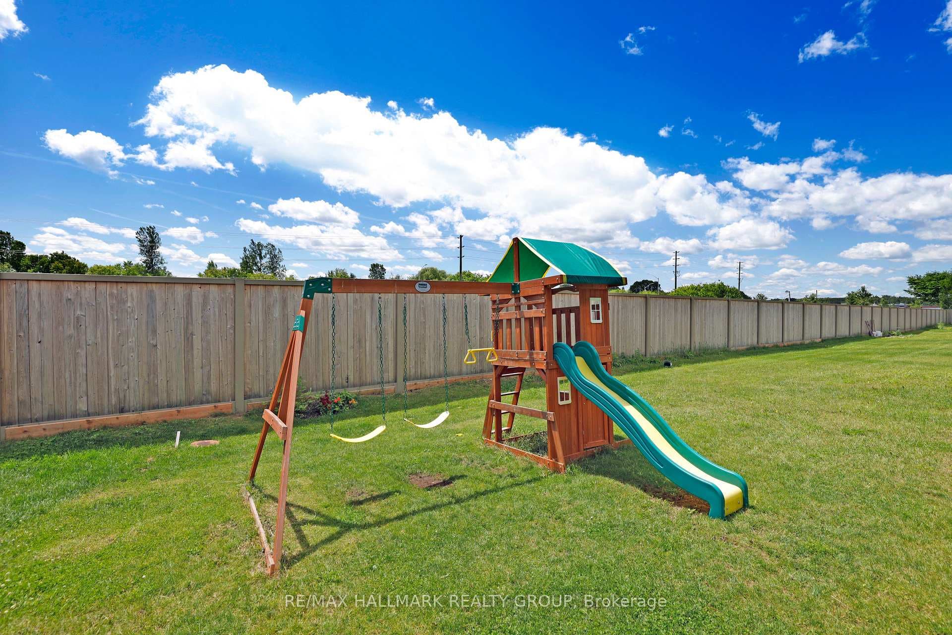 545 Enclave Lane photo 32