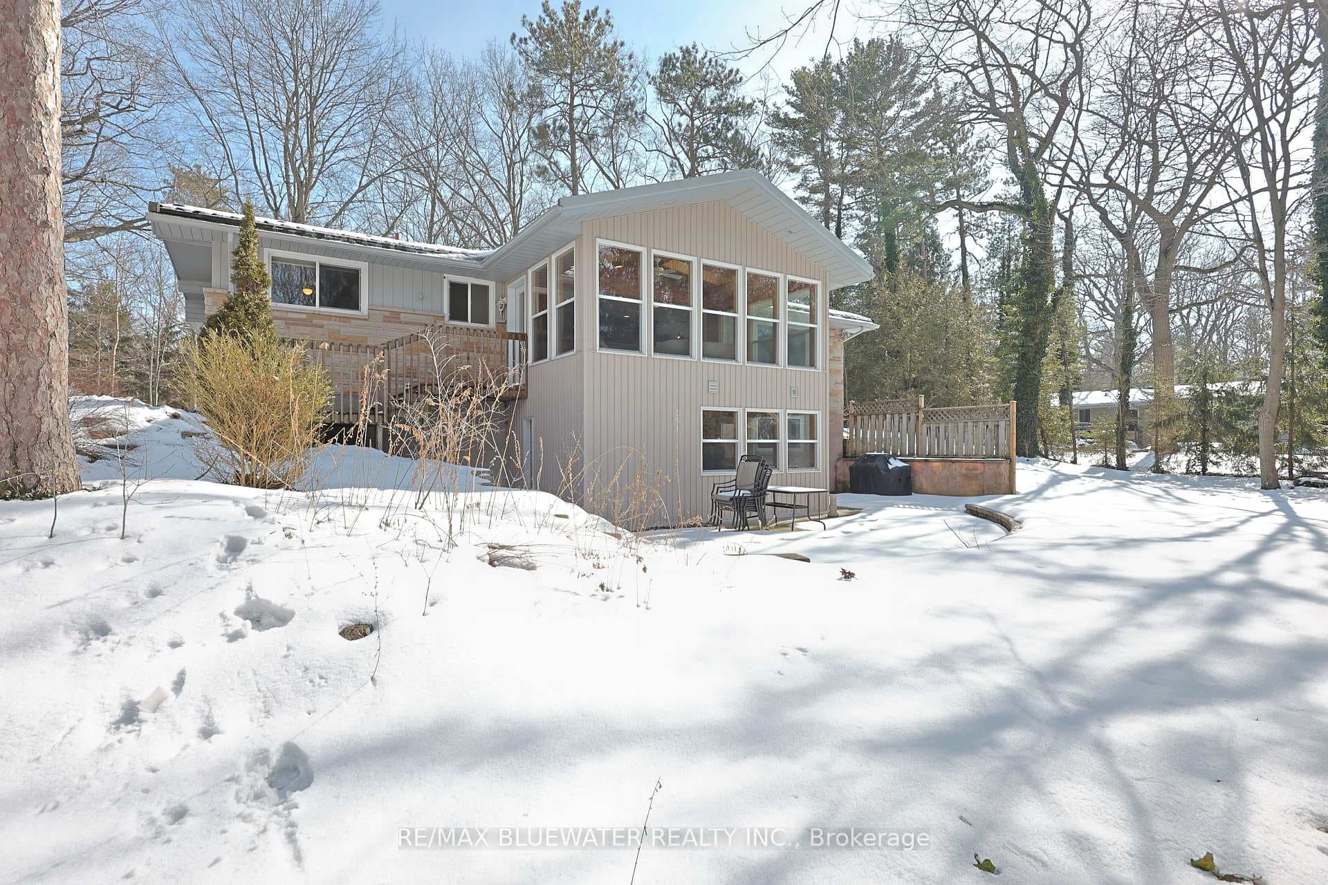 10300 Pines Parkway photo 44