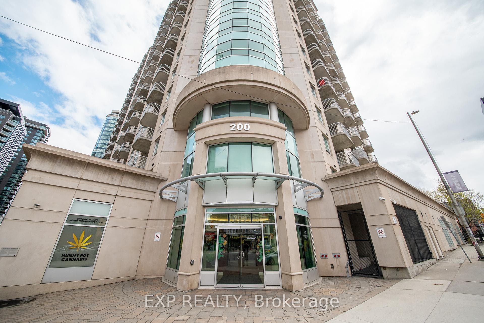 200 Rideau Street Unit 2008 photo 24