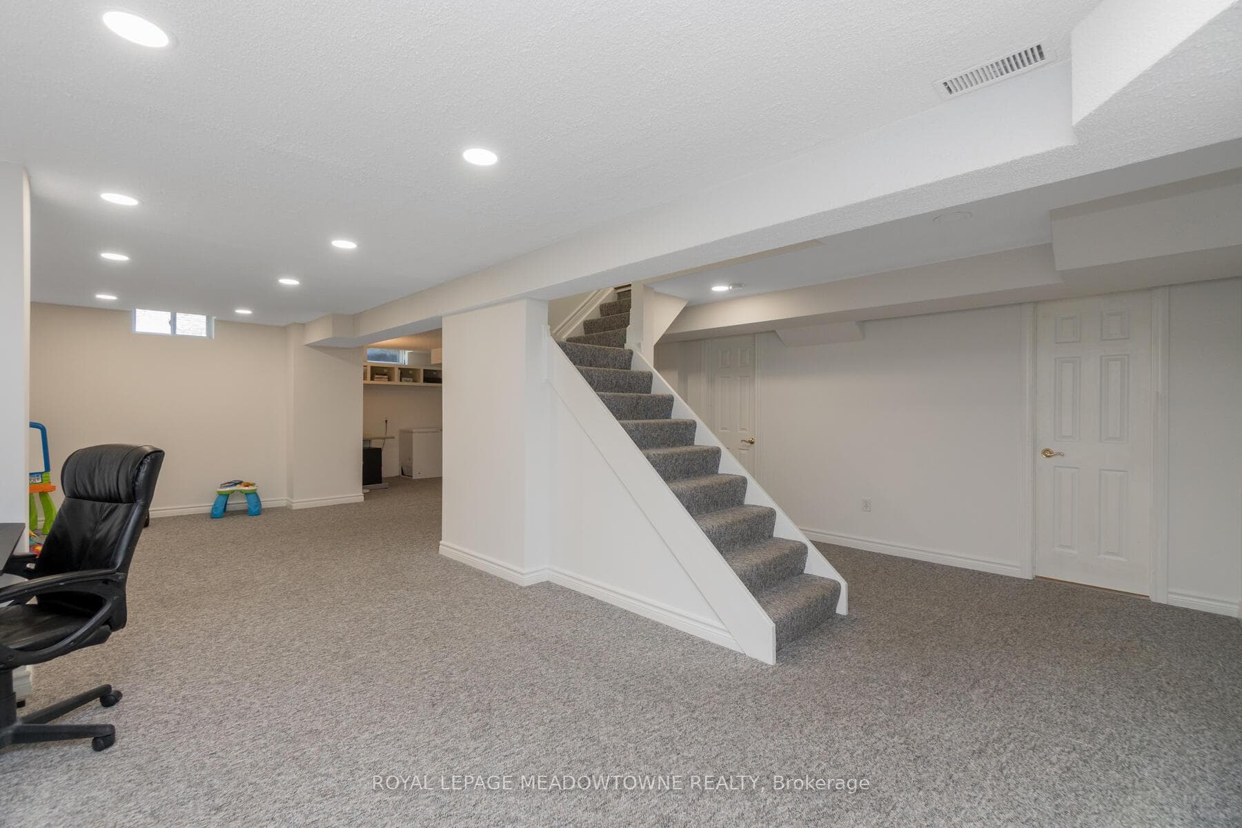 15172 Argyll Road photo 29