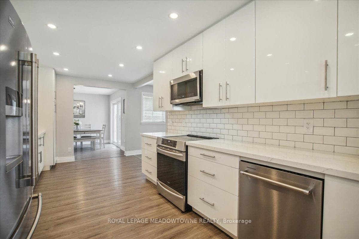 781 Graham Bell Court photo 11