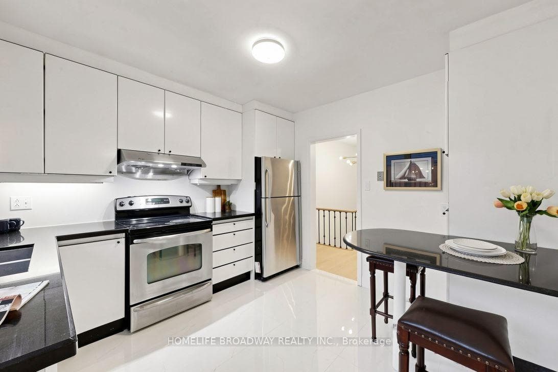 36 Bradgate Road photo 11