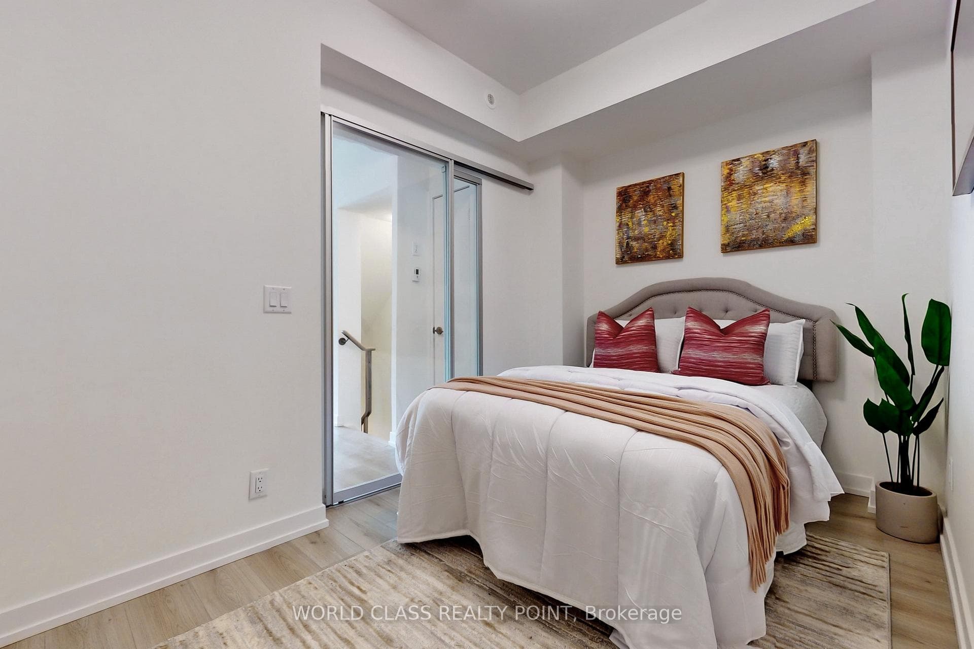 260 Finch Avenue Unit TH 3 photo 16