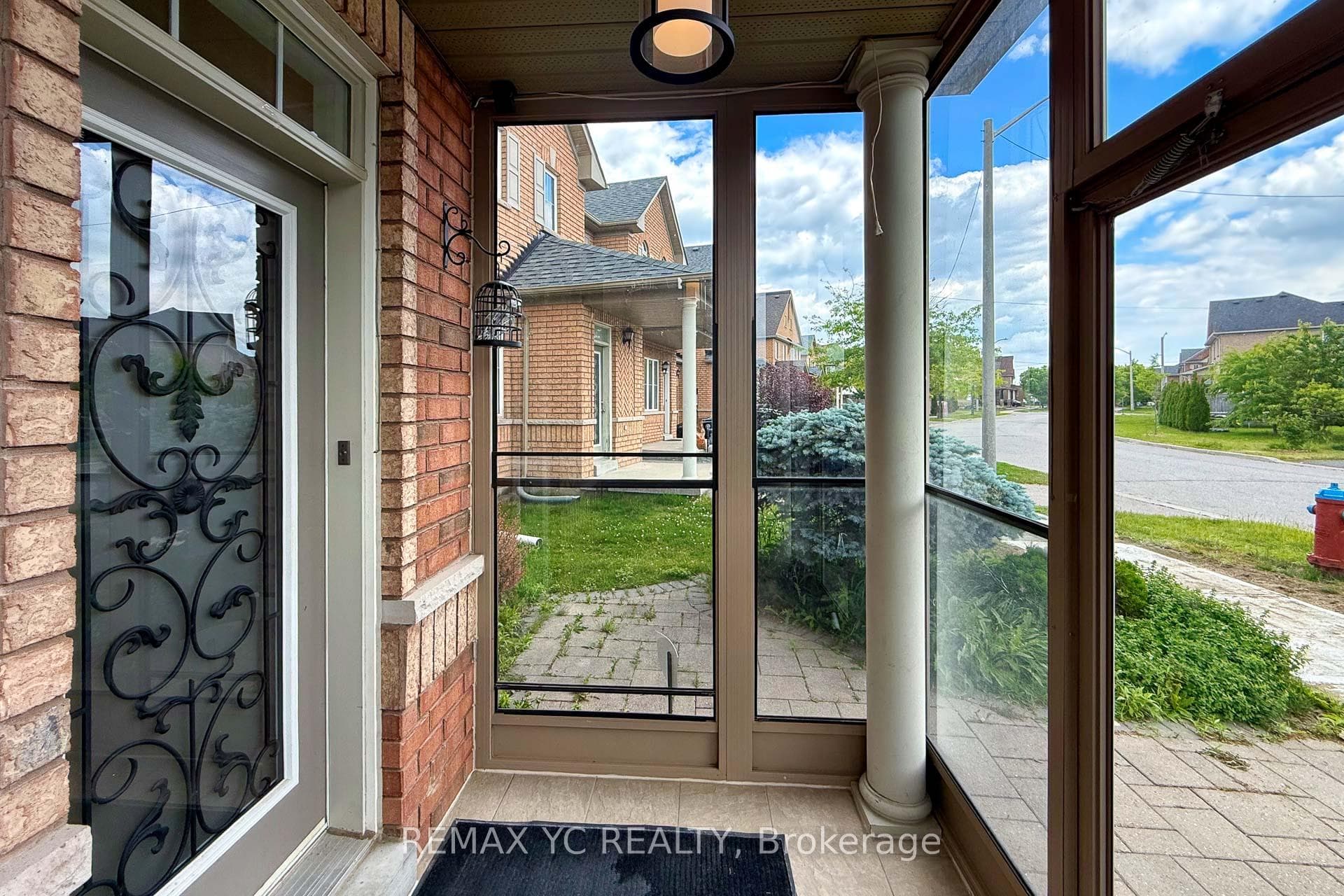 24 Millwright Avenue photo 3