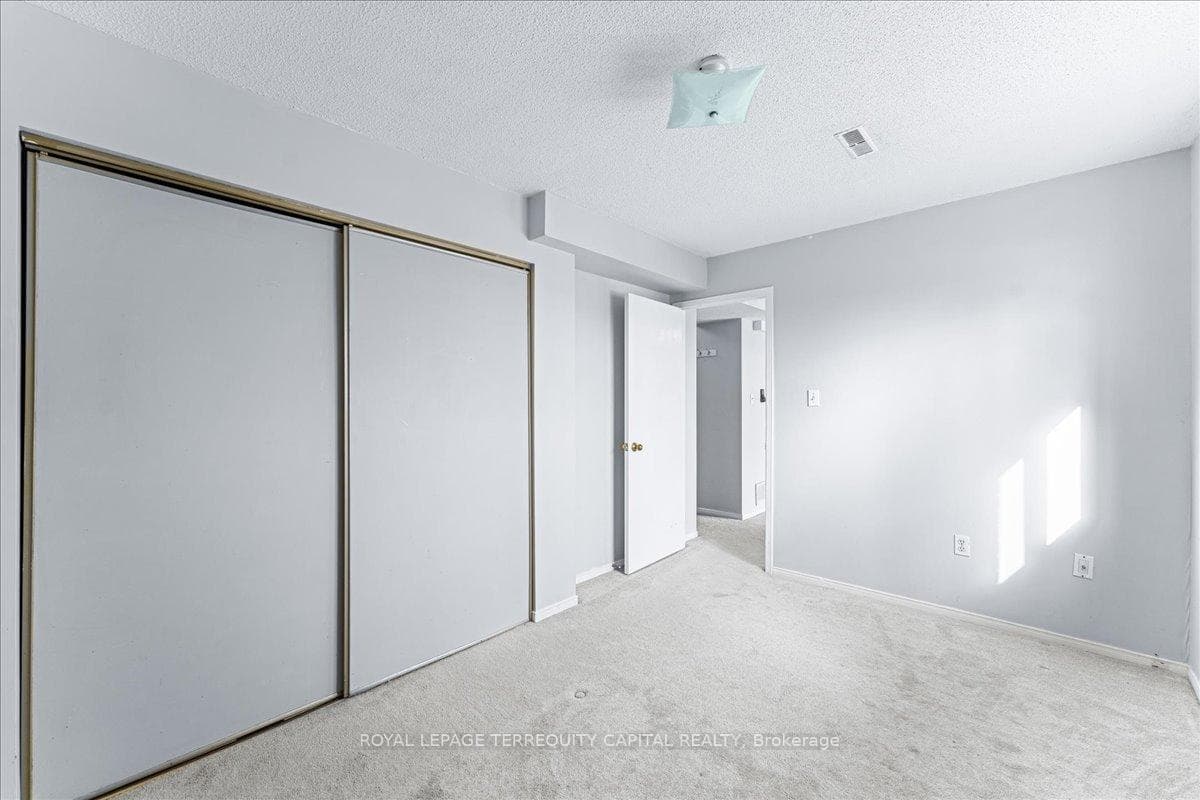 57 Eden Drive photo 32