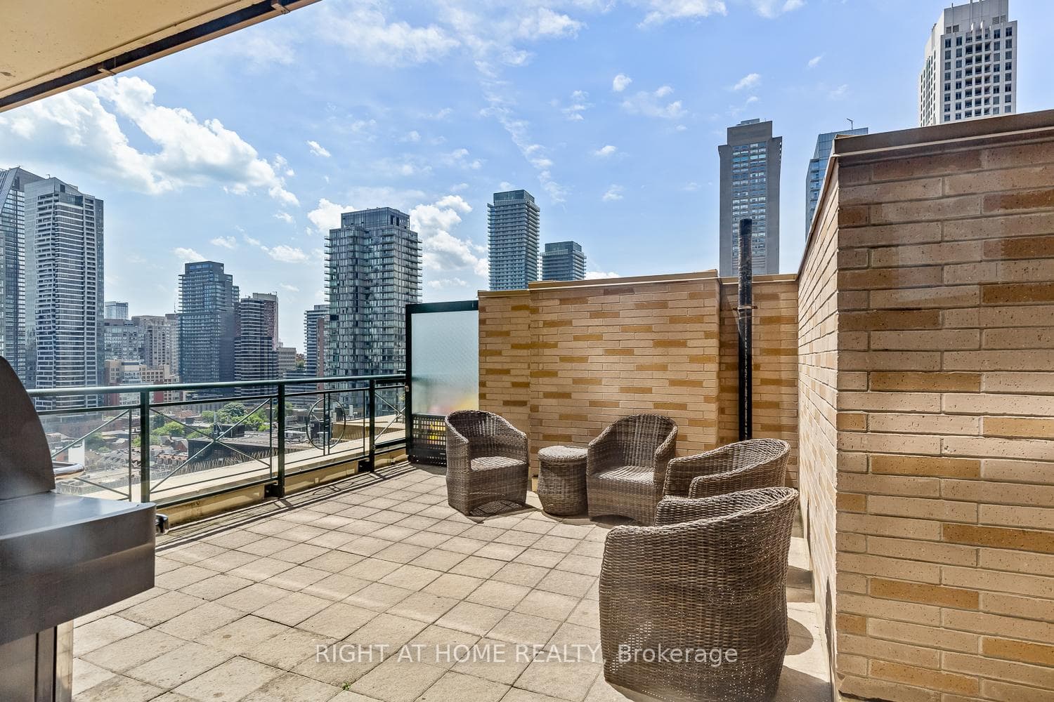 35 Hayden Street Unit 1409 photo 20