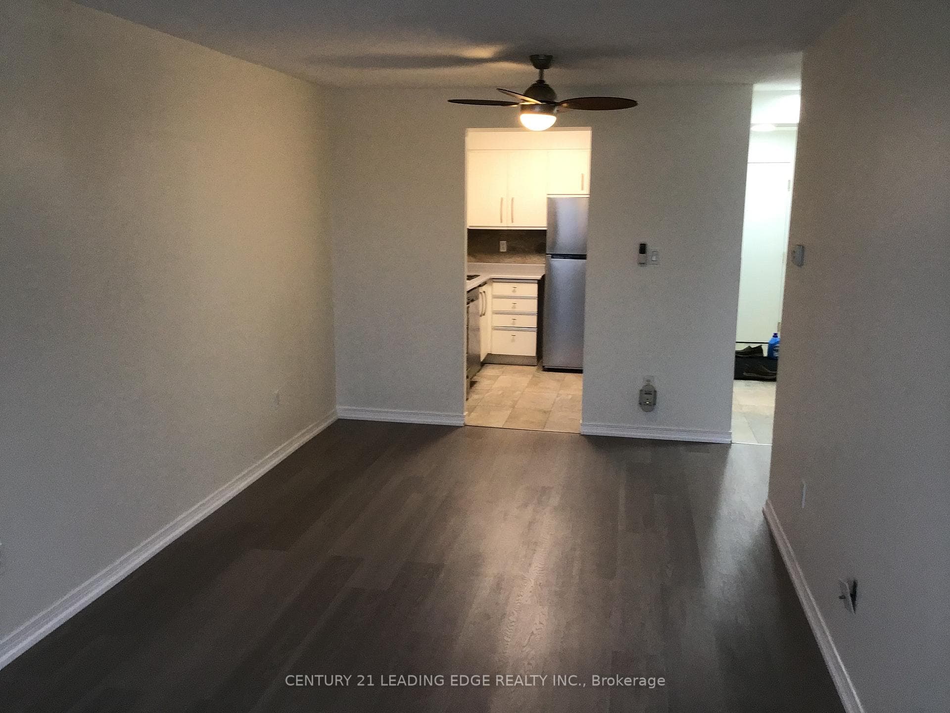dining room off kitchen