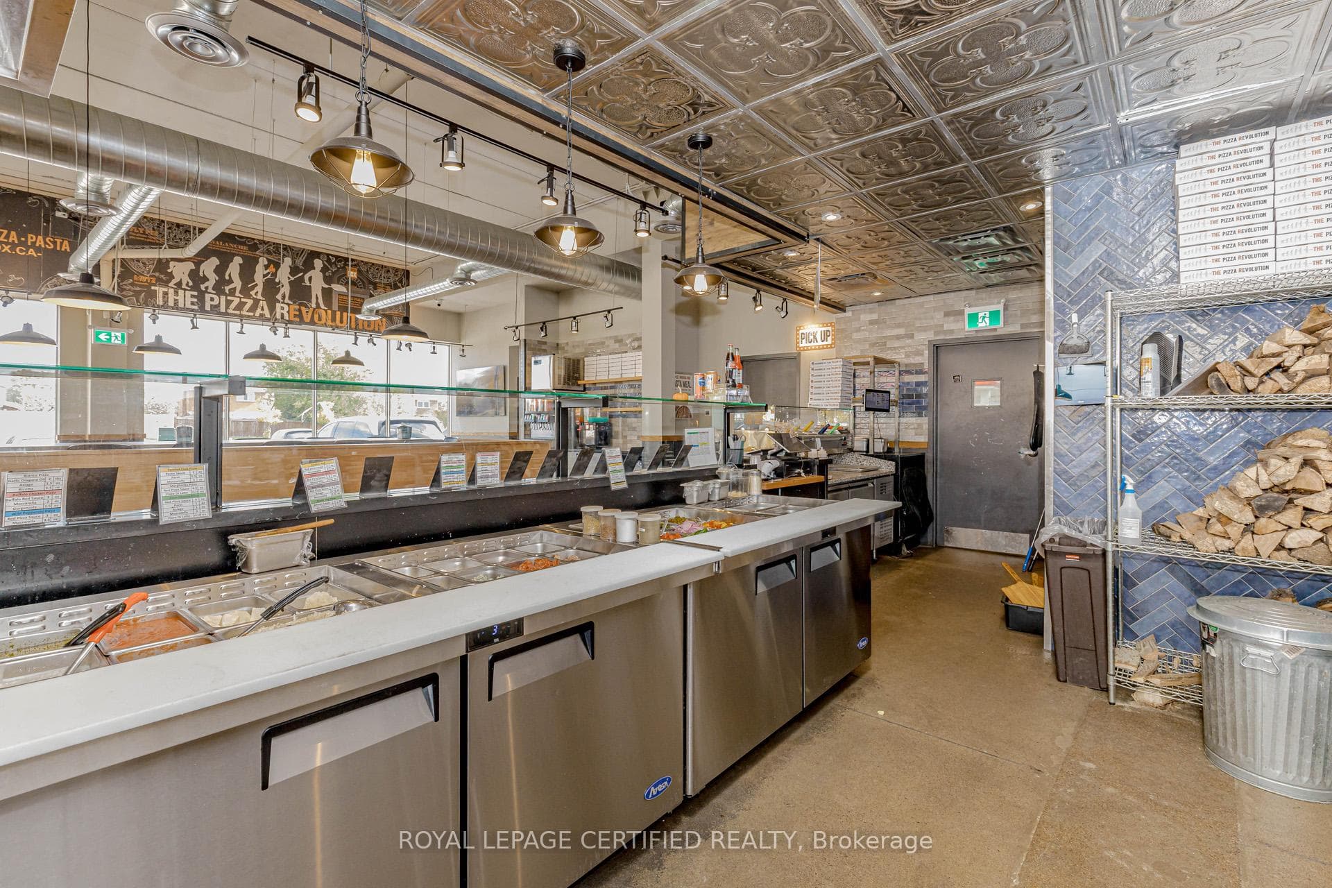 8470 Highway 27 N/A Unit 101 photo 23