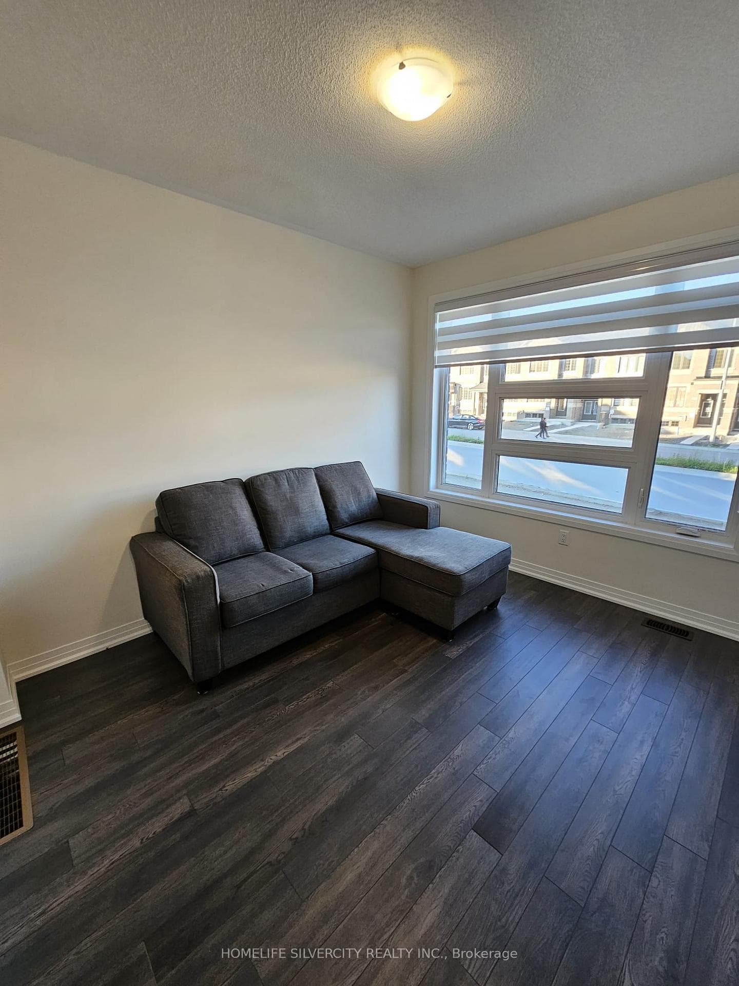2752 Peter Matthews Drive photo 11