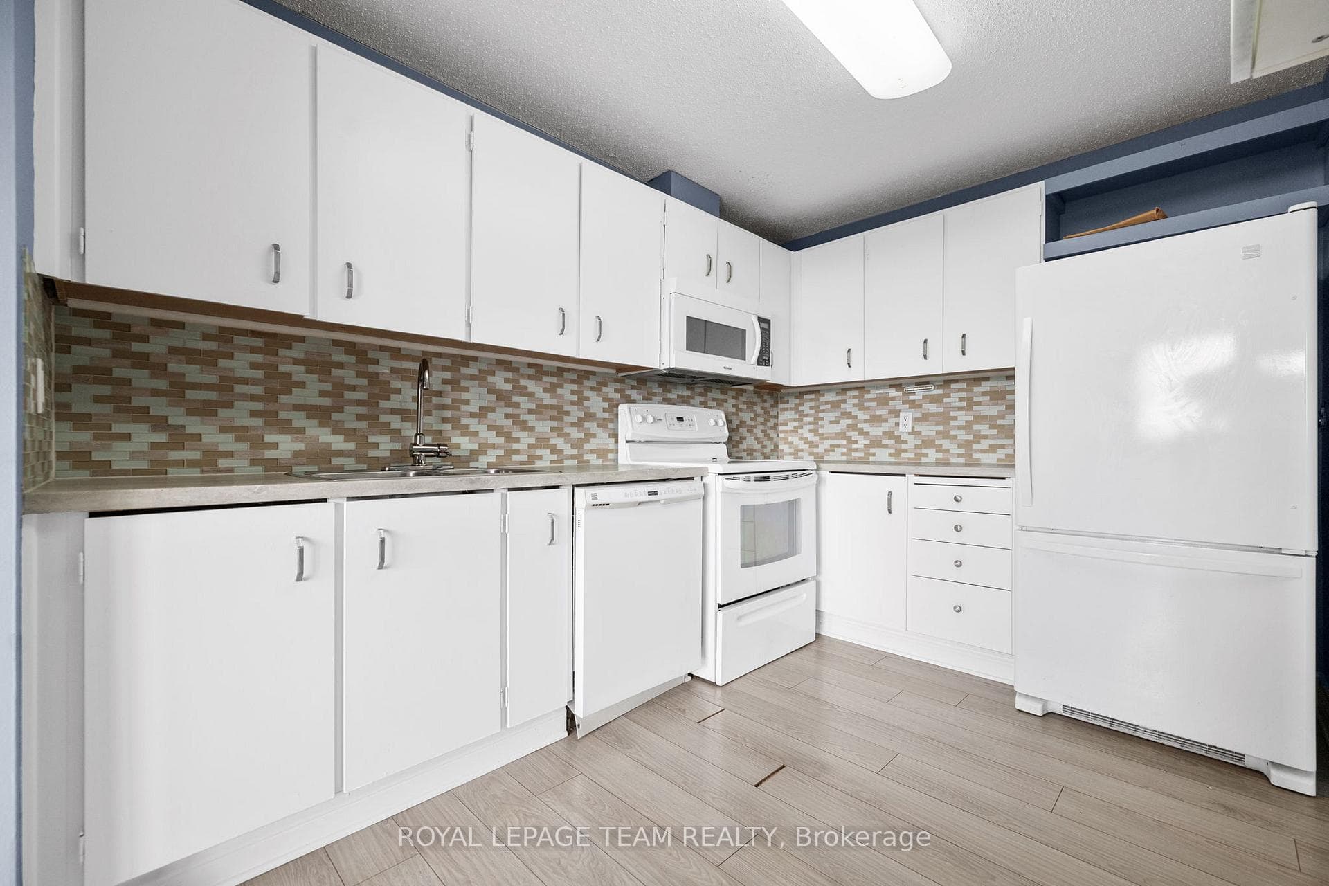 1505 Baseline Road Unit 704 photo 17